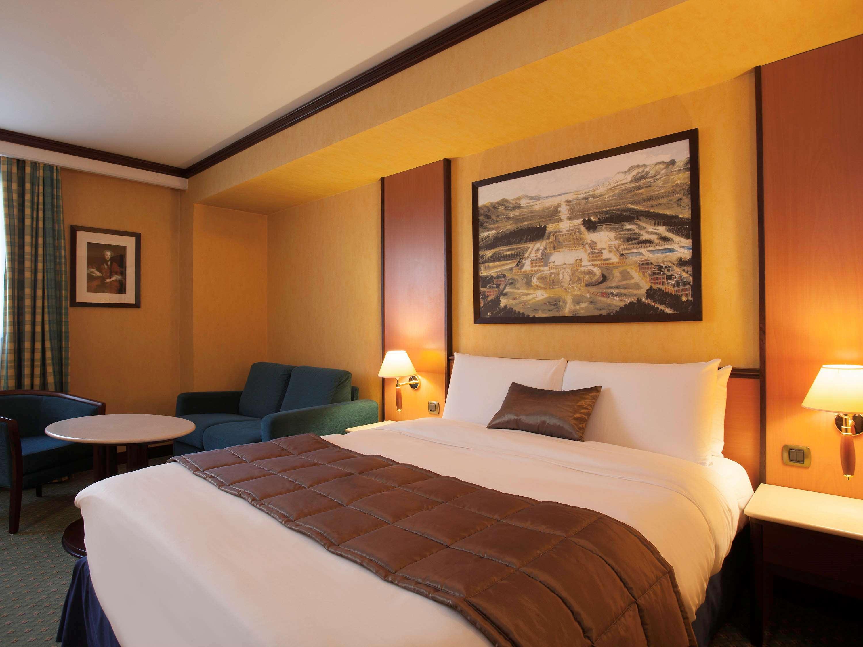Mercure Versailles Paris Ouest Exterior foto